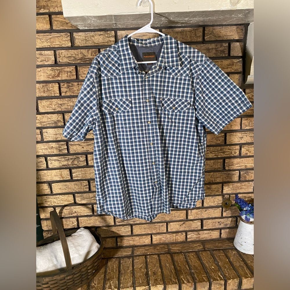Northwest territory blue plaid short sleeve button down